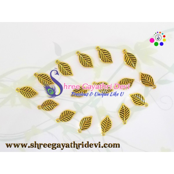 ANTIQUE CHARMS - GOLD - SGCH19 - 20MM