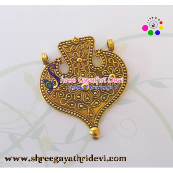 ANTIQUE GOLD PENDANT - 72*60 MM - SGAP63