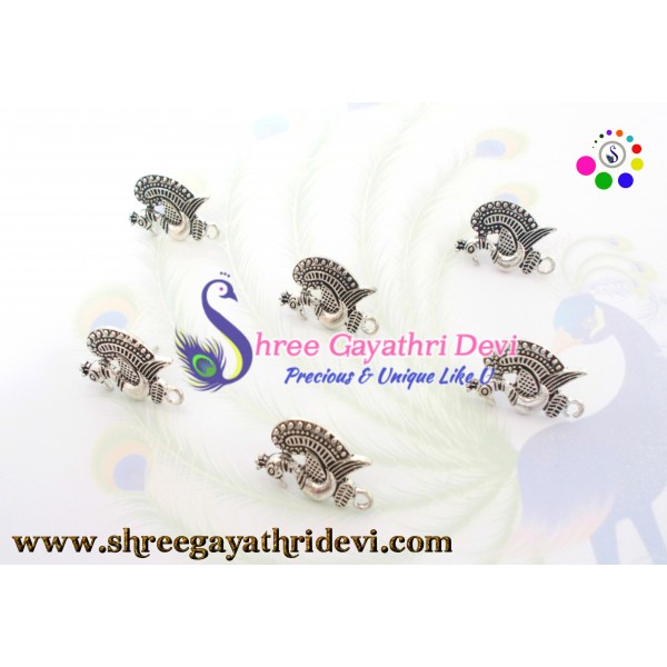ANTIQUE SILVER STUDS - 23MM - SGAS89