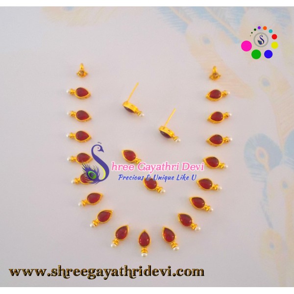 IMITATION KUNDAN JEWELLERY SET - RED - DROP - SGIK20