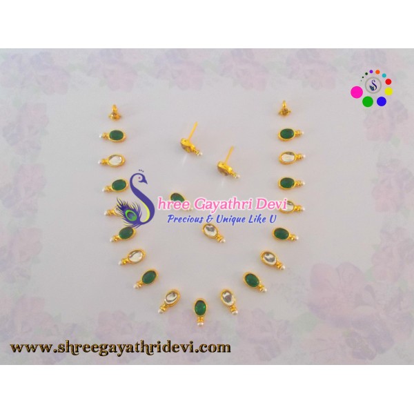 IMITATION KUNDAN JEWELLERY SET - WHITE+GREEN - OVAL - SGIK12