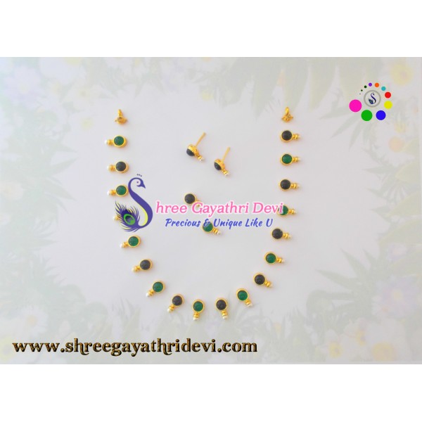 IMITATION KUNDAN JEWELLERY SET - GREEN+BLACK - ROUND - SGIK03