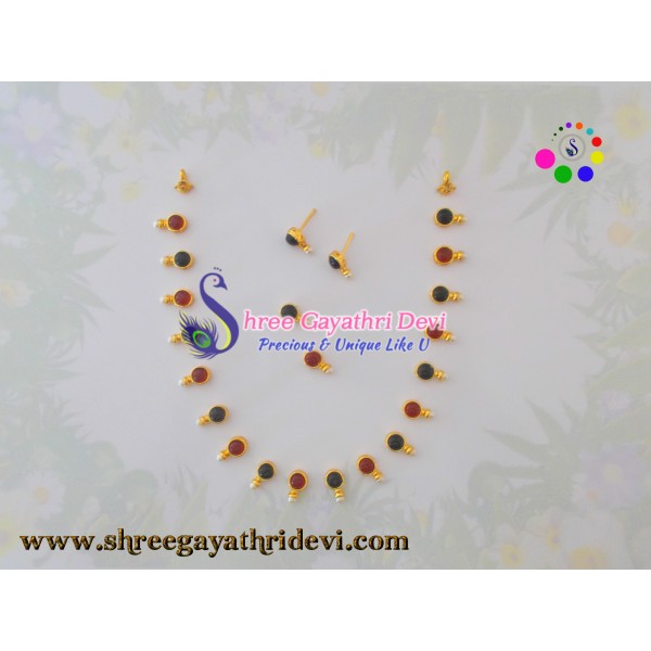 IMITATION KUNDAN JEWELLERY SET - RED+BLACK - ROUND - SGIK02
