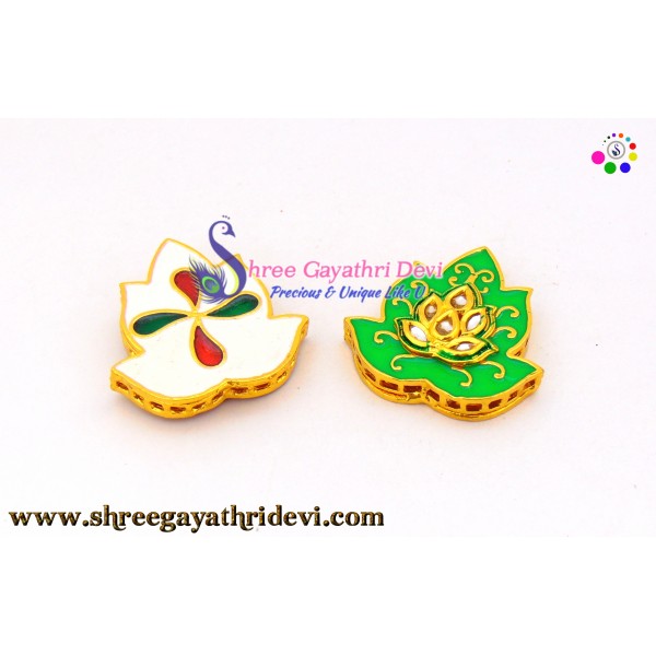 MEENA KUNDAN ENAMEL PENDANT/CONNECTOR - SGMN10 - 40*40MM