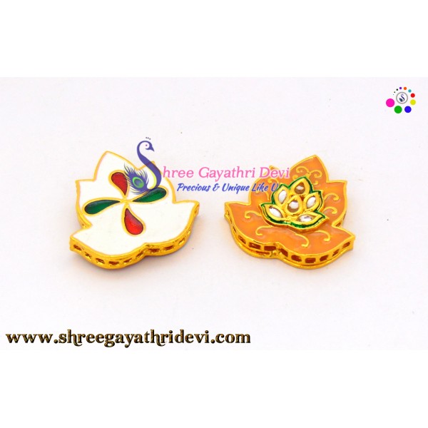 MEENA KUNDAN ENAMEL PENDANT/CONNECTOR - SGMN12 - 40*40MM