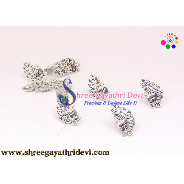 ANTIQUE SILVER STUDS - 25MM - SGAS28