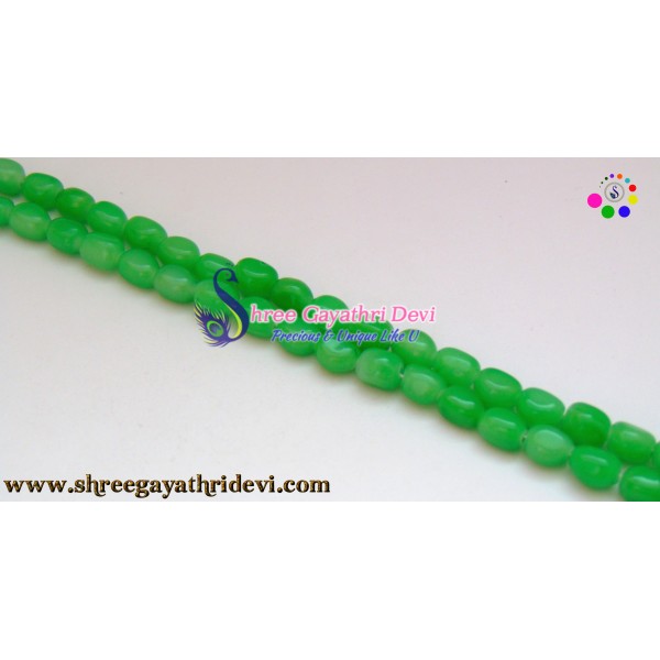 PLAIN TUMBLE GLASS BEADS - LIGHT GREEN - 10MM